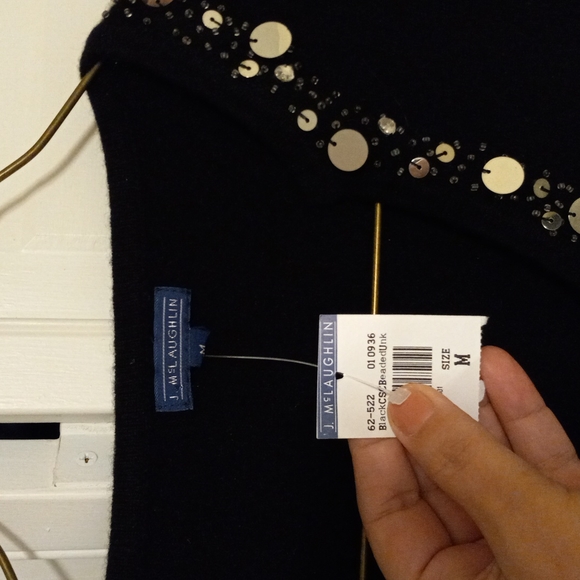 J. McLaughlin sweater cashmere black, size M. NWT. - Picture 3 of 7